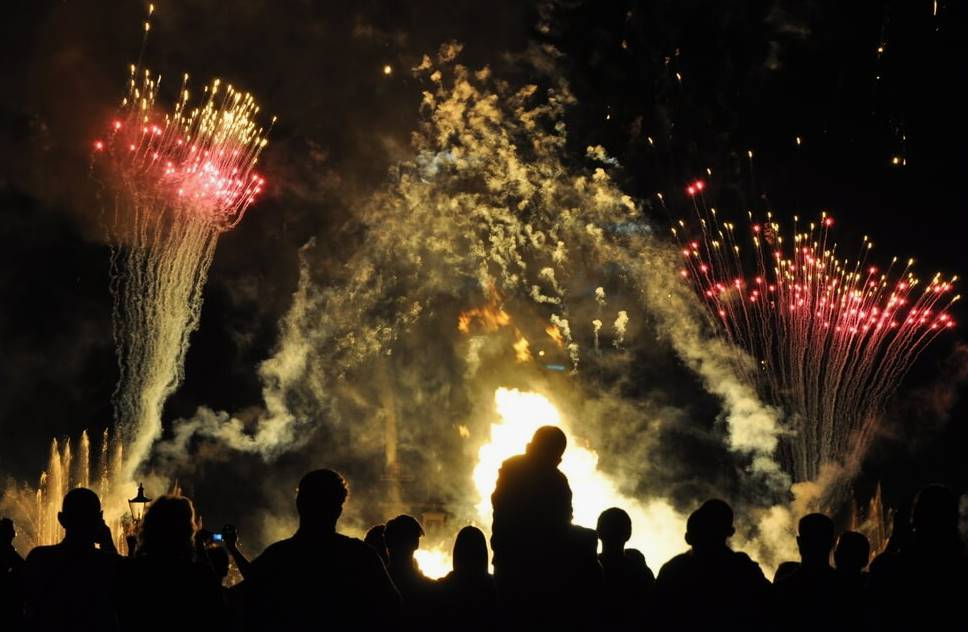 10 впечатляющих историй запуска фейерверков - часть 2 10 впечатляющих историй запуска фейерверков - часть 2